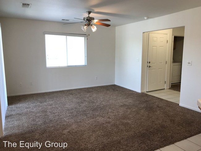 Foto del edificio - 2509-2511 W Lark Ave