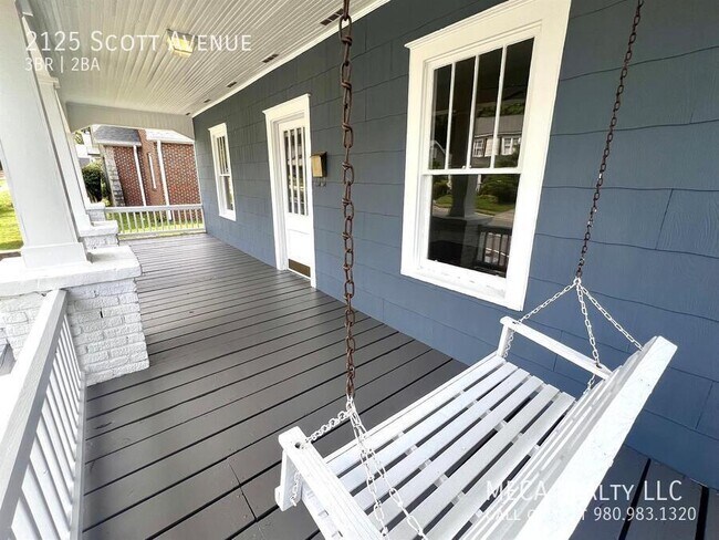 Foto del edificio - 2125 Scott Ave