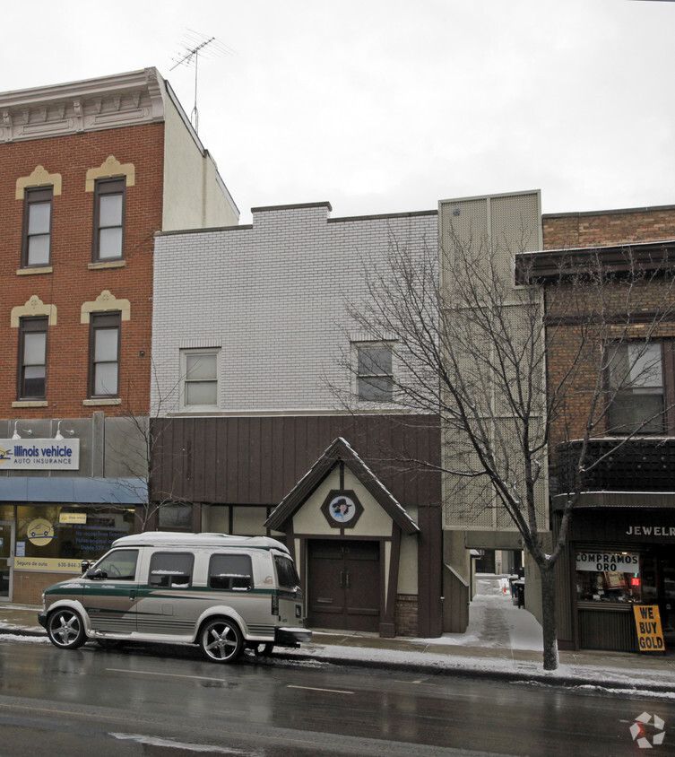 Building Photo - 13-15 N Broadway