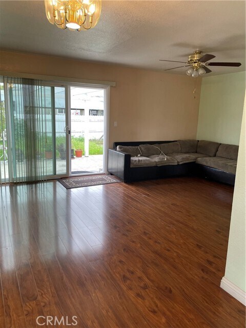 Foto del edificio - 15203 Flagstaff St
