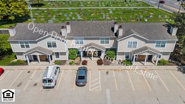 Foto del edificio - 7701 E state Blvd