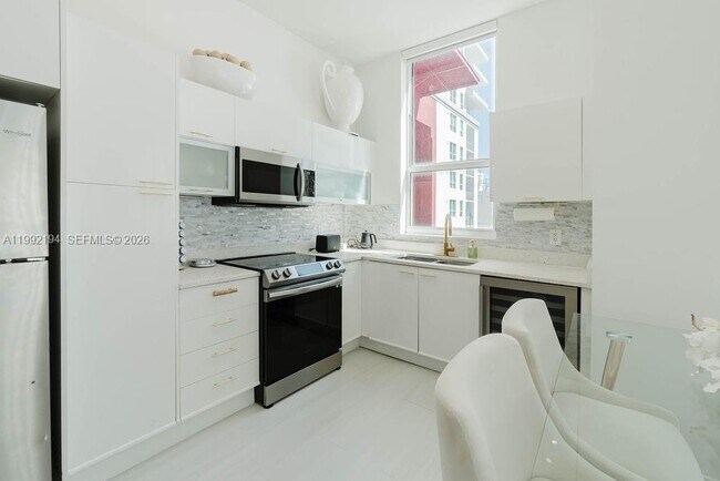 Foto del edificio - 133 NE 2nd Ave