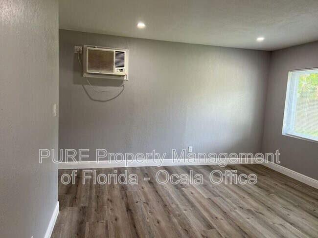 Foto del edificio - 1135 NE 9th Avenue