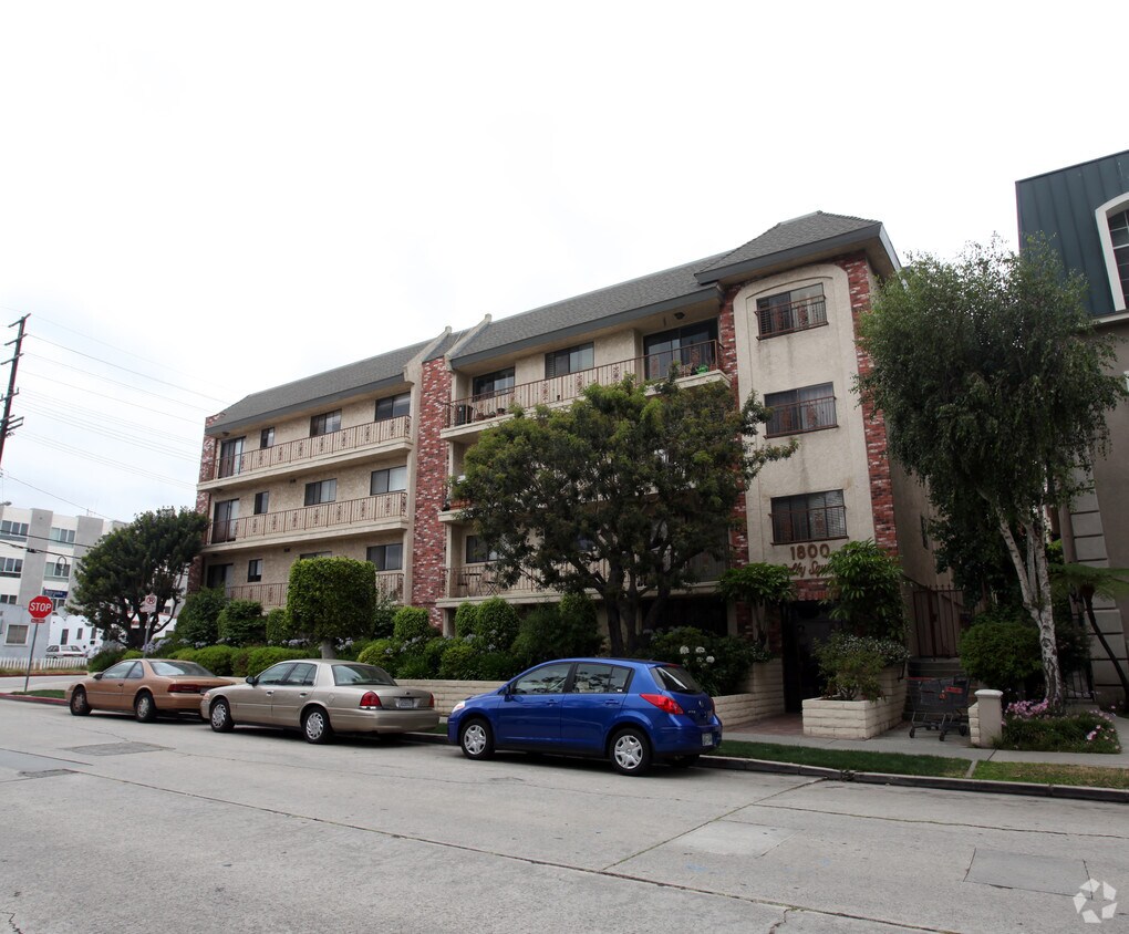 Building Photo - 1800 Colby Ave