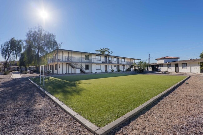 Building Photo - Mariposa Flats