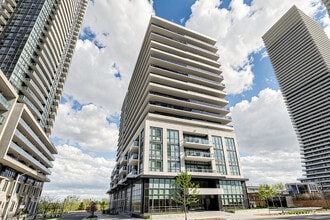 Building Photo - 65 Annie Craig Dr