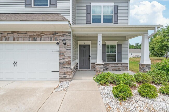 Foto del edificio - 5613 Amelia Ln