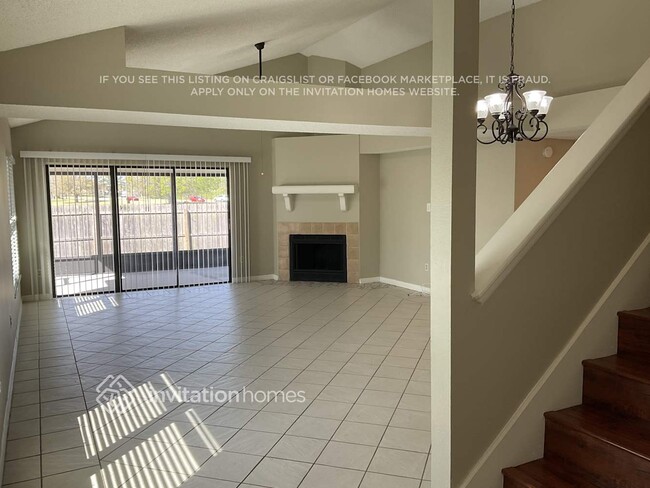 Foto del edificio - 362 Cidermill Pl