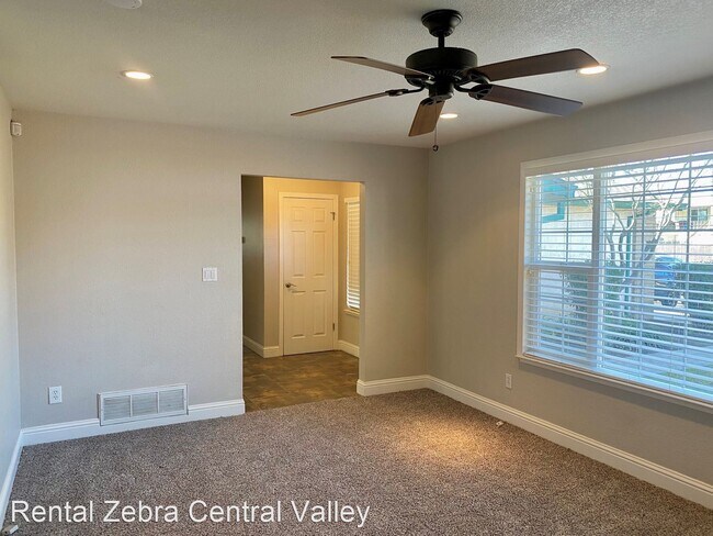 Foto del edificio - 3 br, 2 bath House - 1216 Rose Ave