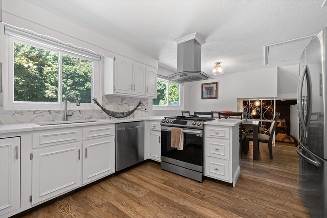 Building Photo - 46 Juniper Dr
