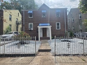 Building Photo - 478 Fabyan Pl