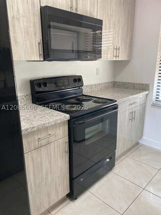 Foto del edificio - 13808 SW 54th St