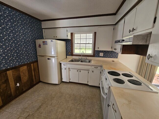 Foto del edificio - 4119 Fairlawn Dr
