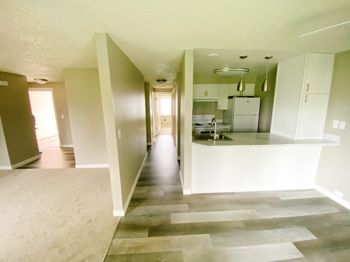 Foto principal - 9405 SW Downing Dr