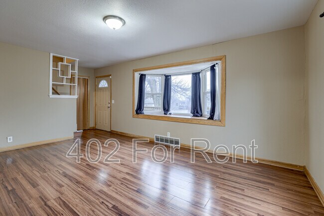 Building Photo - 4006 Redick Ave