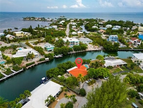 Building Photo - 309 Calz. de Bougainvillea