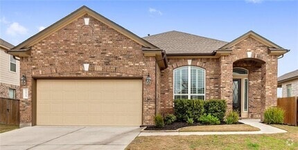Building Photo - 2928 Angelina Dr