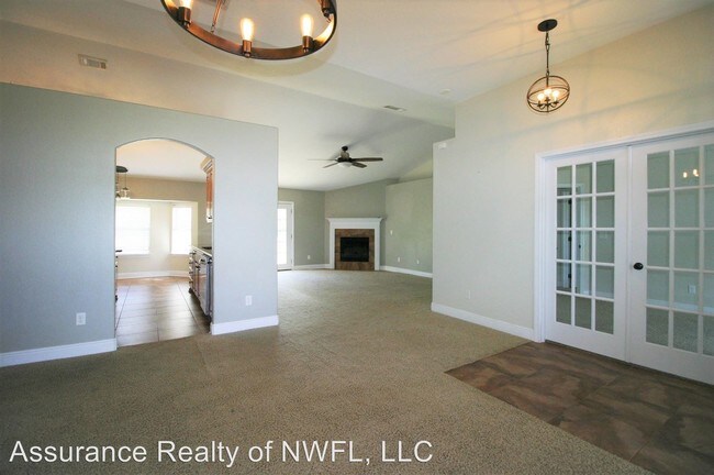Building Photo - 4 br, 2 bath House - 6258 Evan Circle