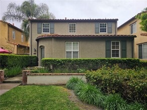 Building Photo - 16090 Valley Oak Dr