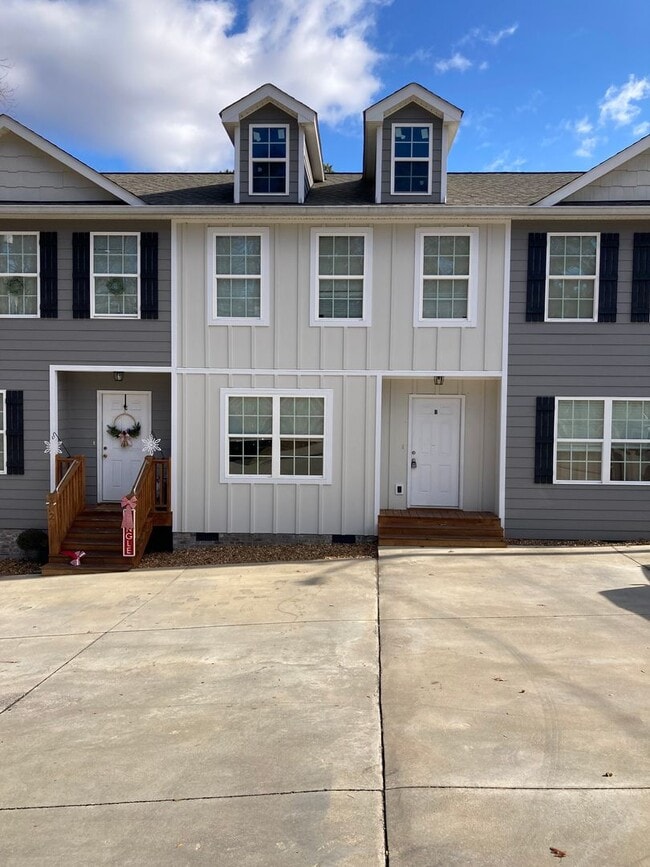 Photo - 312 N Varnell Rd Apartment