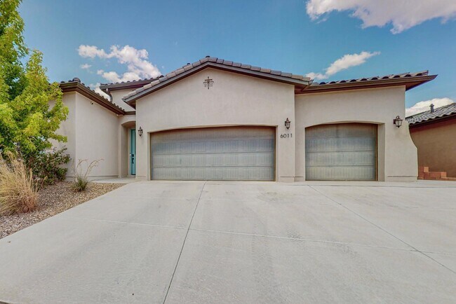Foto del edificio - 6011 Buckthorn Ave NW