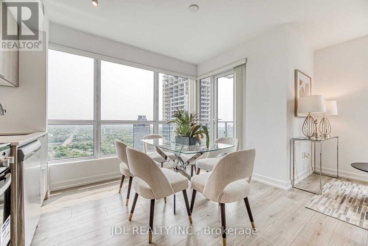 Photo principale - 395-3395 Bloor St E