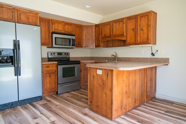 Foto del edificio - Modern 3 Bed, 2.5 Bath Townhouse - Excelle...
