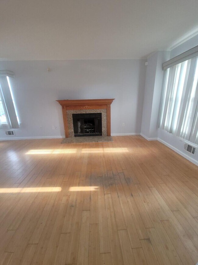 Foto del edificio - 1 Sunnydale Ct