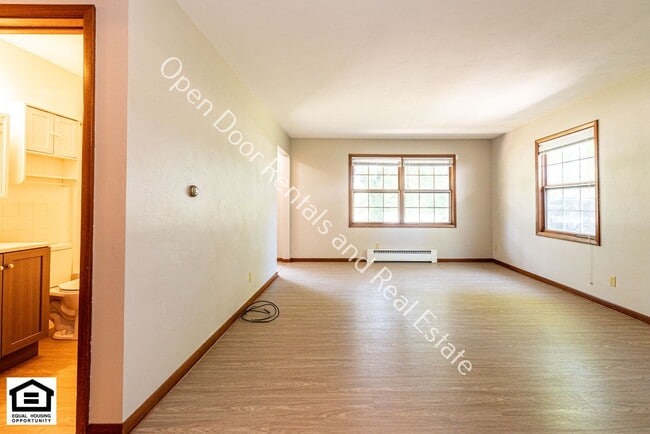 Building Photo - 5121 Ardmore Ave