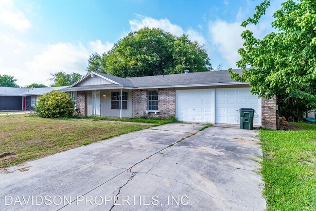 Building Photo - 3 br, 2 bath House - 7214 Glen Haven