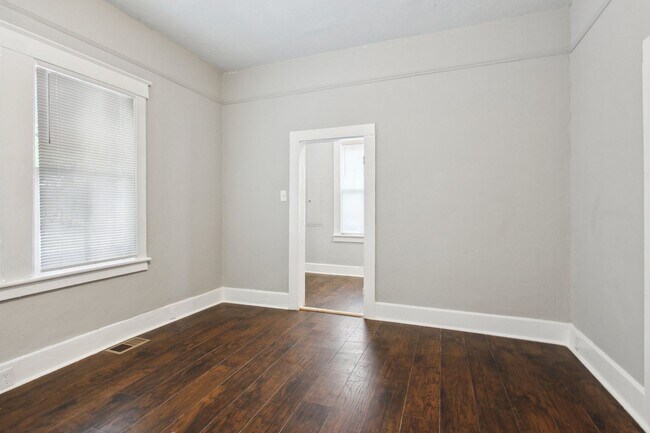 Foto del edificio - Large 3BR/2BA Near Downtown Savannah Home For Rent