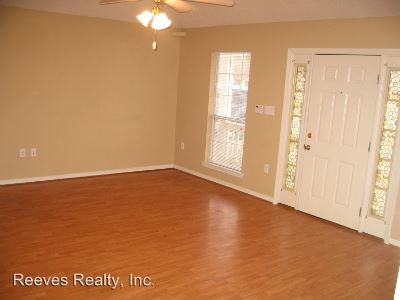 Building Photo - 6280 Woodside Dr