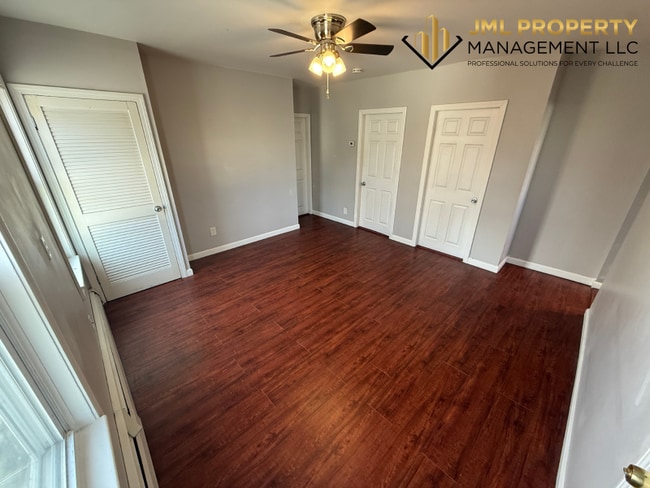 Foto del edificio - 834 Eastern Ave