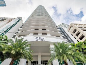 Building Photo - 950 Brickell Bay Dr
