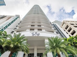 Building Photo - 950 Brickell Bay Dr