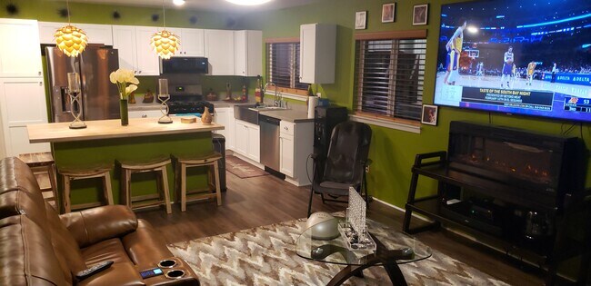 Living room/kitchen view - 91-3410 Apiapi St