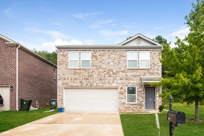 Building Photo - 192 Green Garden Dr