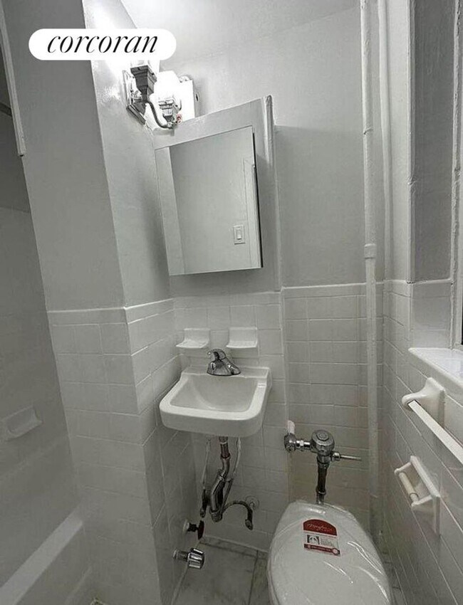 Foto del edificio - 268 6th Ave