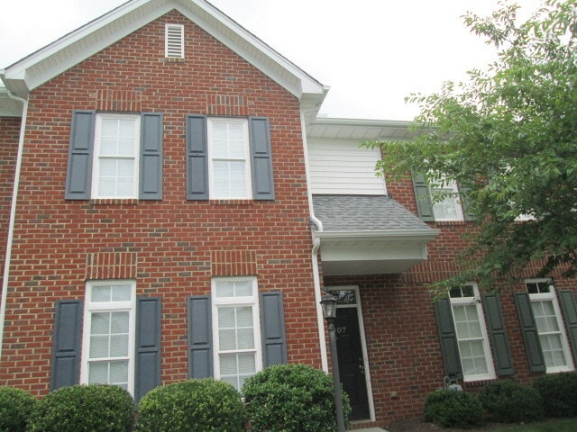 Primary Photo - Brick-Front West End 4 Bed, 3 Full Bath To...