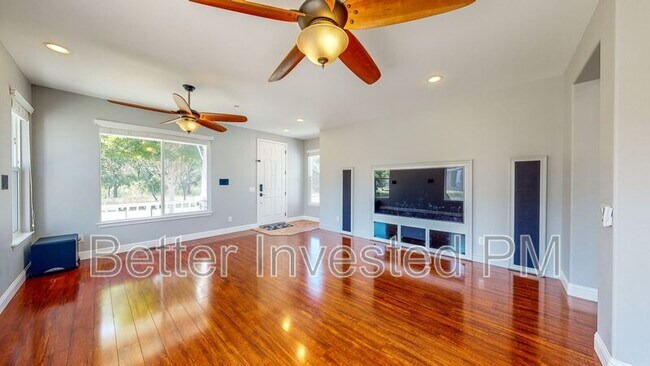 Foto del edificio - 1210 Grayson Way