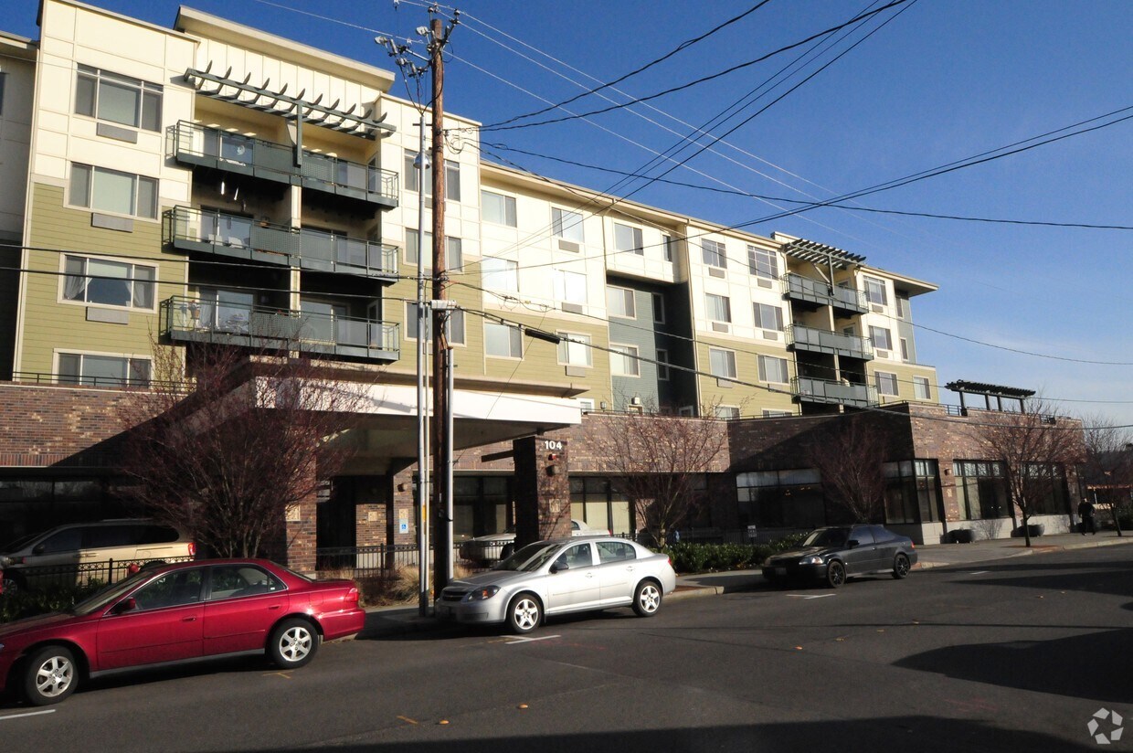 Primary Photo - Merrill Gardens at Renton Centre