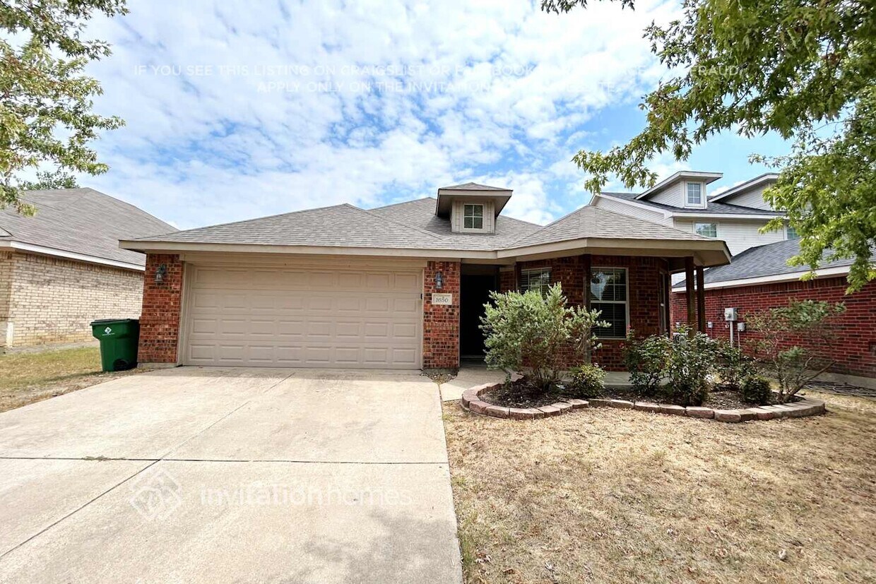 Foto principal - 1650 Hillside Dr
