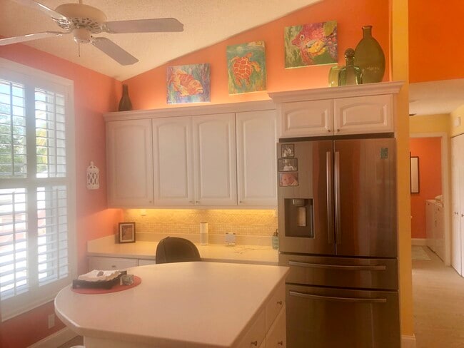 Building Photo - 4330 Pinebrook Cir