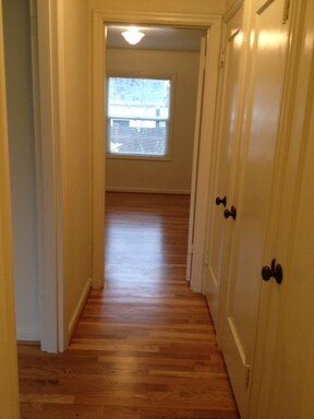 Building Photo - 6617 N Greeley Ave