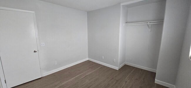 Foto del edificio - 11602 W Charter Oak Rd