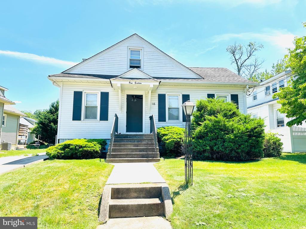 Primary Photo - 116-E E Clinton Ave