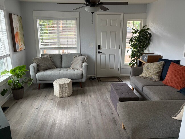 Foto del edificio - 2320 Saxon St