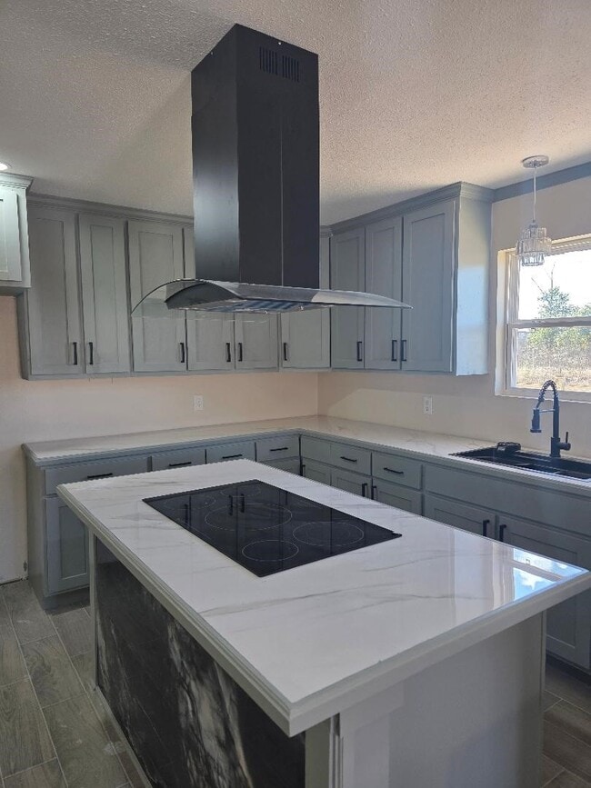 Building Photo - 952 Rd 5858