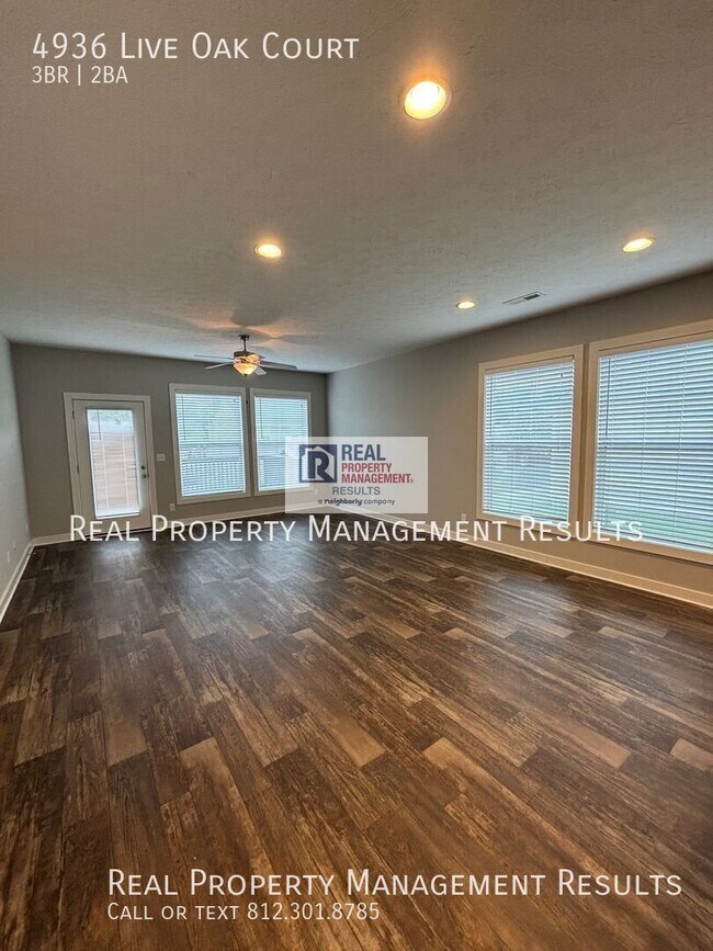 Foto del edificio - 4936 Live Oak Ct