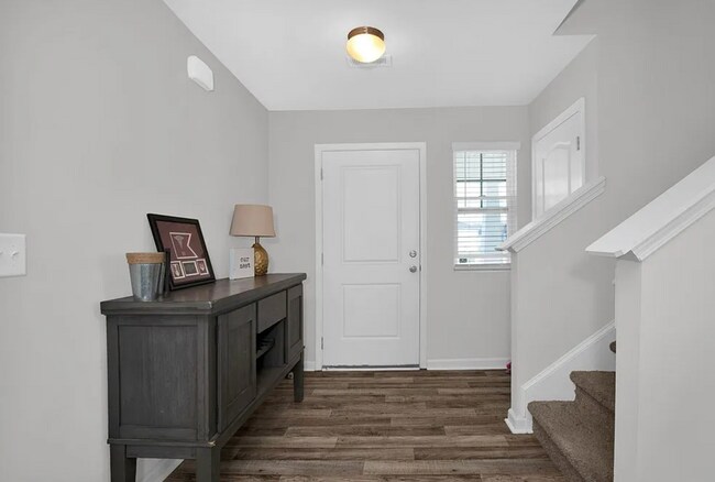 Foto del edificio - NEW LISTING!!!!!